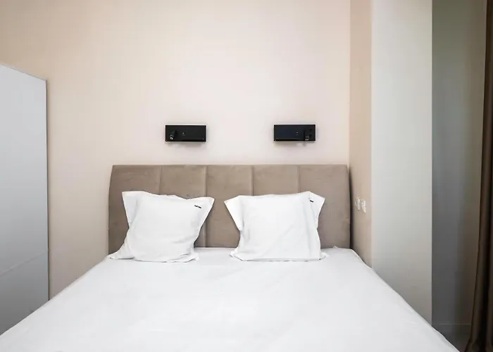 Cosy & Modern 1bd Flat Close To Ndk By Flat Mаnager * 索菲亞